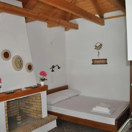 Appartement Studio Alikí